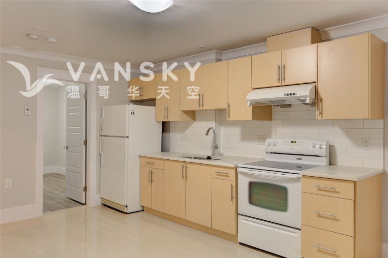 260428114008_3 lower 2 bed kitchen only.jpeg